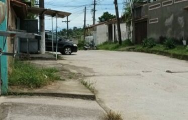 Casa no Bairro Arsenal com 2 Quartos e Garagem.