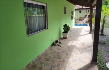 Casa com 2 Suítes e Piscina em Rio do Ouro.