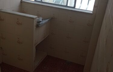 Apartamento em Cond. no Colubandê com 2 Quartos.