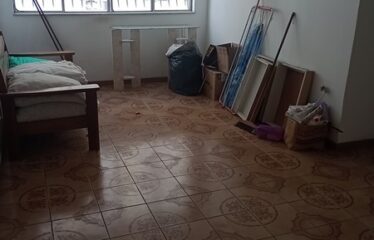 Apartamento em Cond. no Colubandê com 2 Quartos.