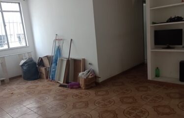 Apartamento em Cond. no Colubandê com 2 Quartos.