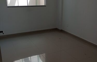 Apartamento com 2 Quartos sem Garagem no Bairro Coelho.