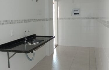 Apartamento com 2 Quartos sem Garagem no Bairro Coelho.