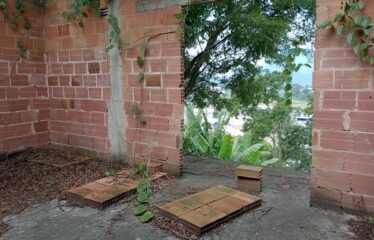 Obra de Casa com 3 Quartos para Vender em Inoã – Maricá.