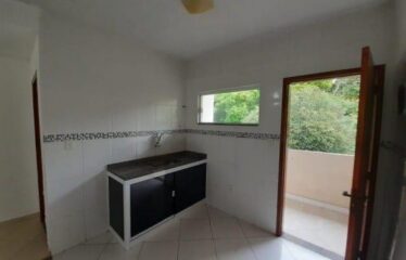 Apartamento tipo Casa no Jóquei com 2 Quartos.