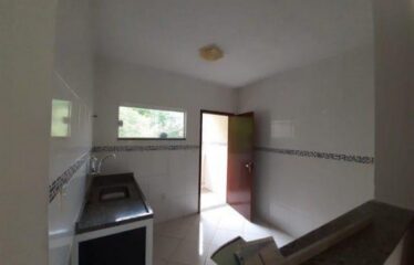 Apartamento tipo Casa no Jóquei com 2 Quartos.