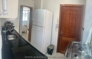 Apartamento em Icaraí com 2 Quartos e Garagem.