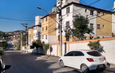 Apartamento com 2 Quartos e Vaga de Garagem no Bairro Arsenal.