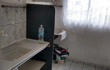 Apartamento com 2 Quartos e Vaga de Garagem no Bairro Arsenal.