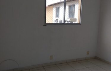 Apartamento com 2 Quartos e Vaga de Garagem no Bairro Arsenal.