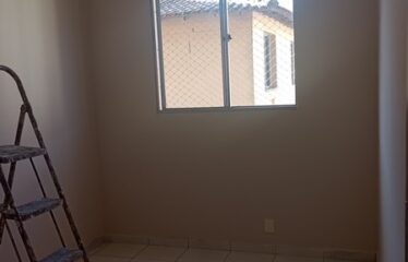 Apartamento com 2 Quartos e Vaga de Garagem no Bairro Arsenal.