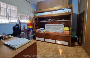 Apartamento no Barreto com 2 Quartos e Garagem.