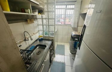 Arsenal Imóveis vende-Apartamento no 1º andar- Condomínio Arsenal Life I, sem vaga.
